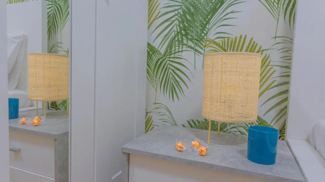 New Delux Green Garden Apartment With Hotube **** Split