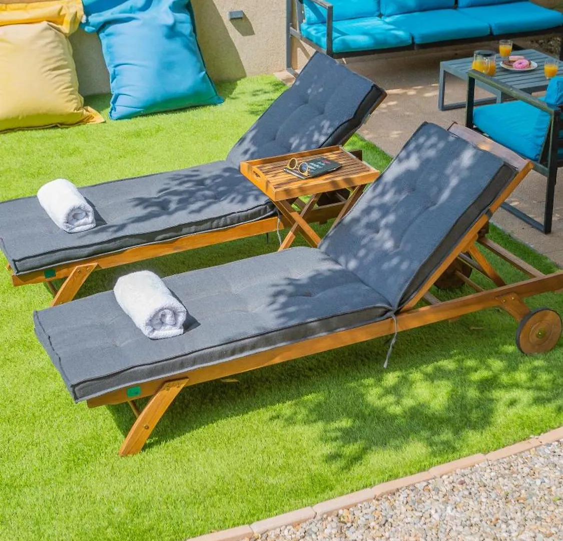 New Delux Green Garden Apartment With Hotube **** Split